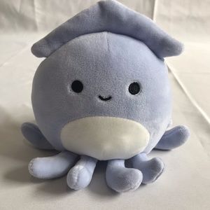 Stacy Squishmallow squid periwinkle 6”